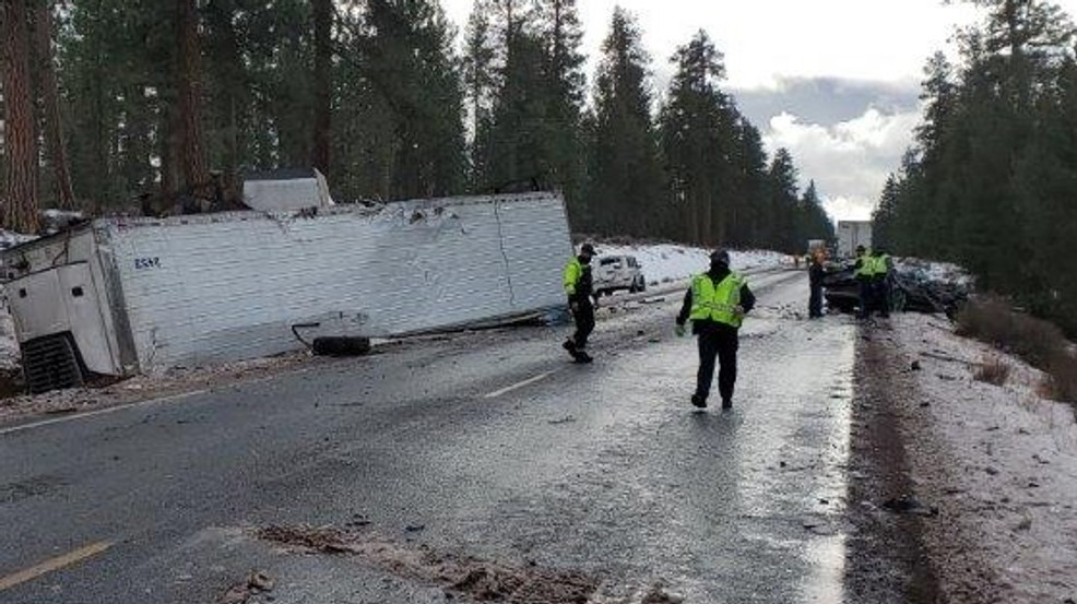 Semi slid into oncoming traffic on Oregon highway, triggered fatal 4-vehicle crash