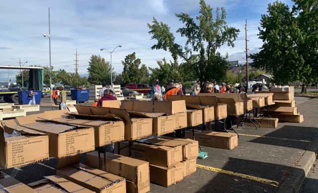 Medford fire relief event provides free clothes, shoes for victims