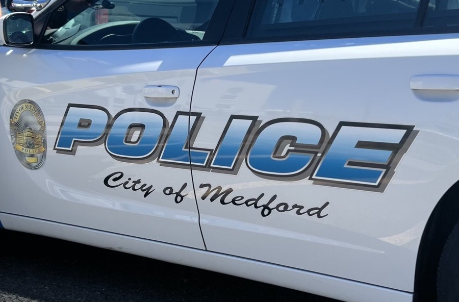 Medford Police Department responds to a bear sighting on Pinecroft Avenue