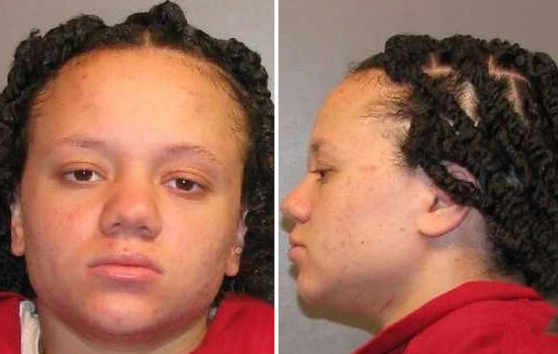 Granddaughter went to the kitchen, grabbed a knife and stabbed her grandfather in the face after her grandparents asked the 22-year-old woman to take a shower and practice general hygiene habits!