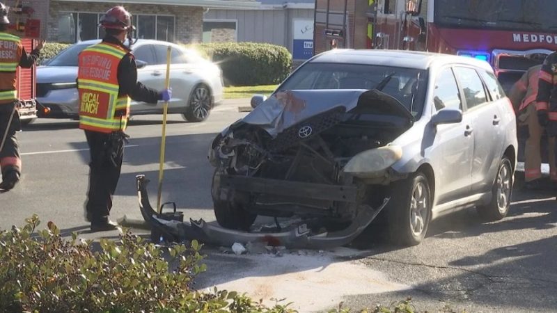 Vehicle Collision on Riverside Avenue Results in Minor Injuries