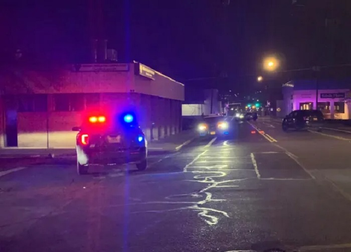 Medford Police Investigate Possible DUI Crash on West Main Street