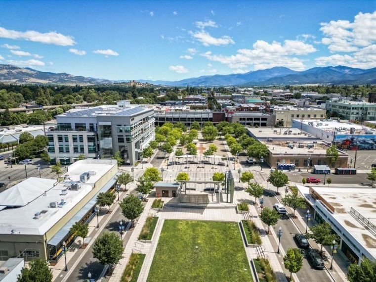 Oregon Businesses Facing Growing Threat of Out-of-State Relocation