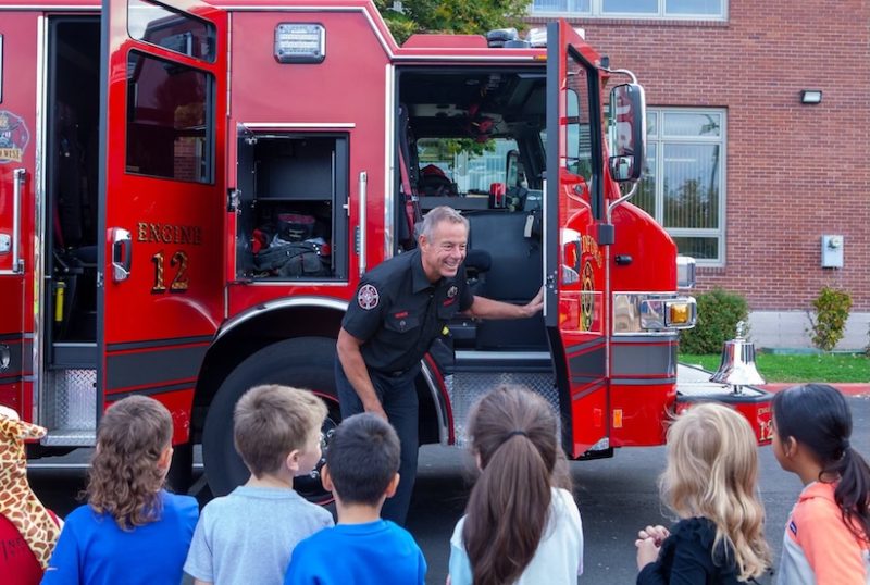 Medford firefighters visit elementary school to teach students about fire safety
